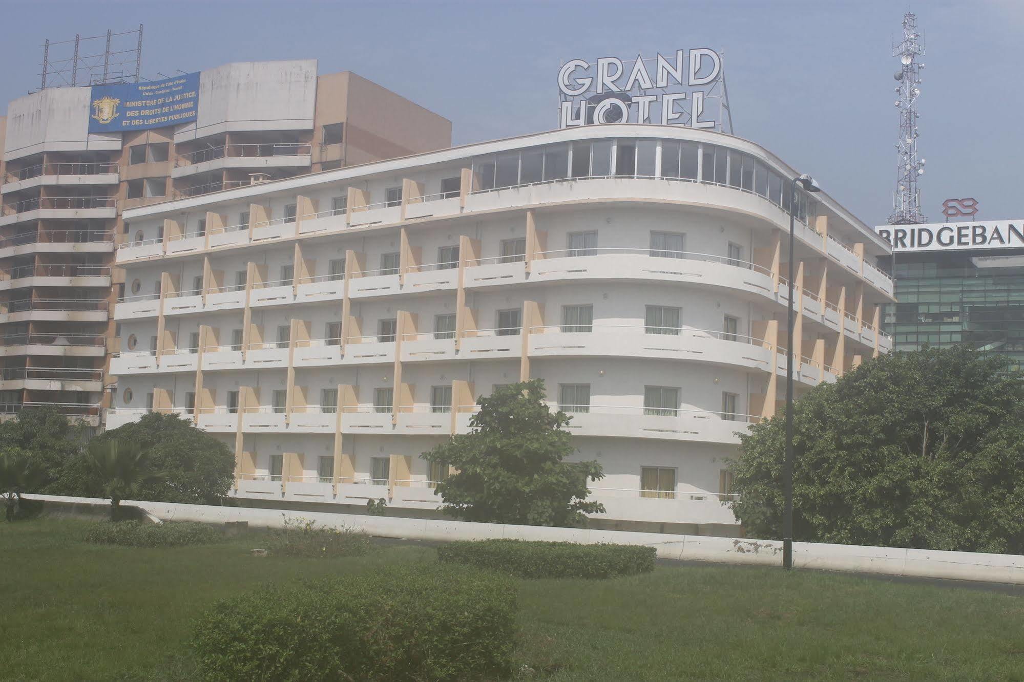 Le Grand Hotel D'أبيدجان المظهر الخارجي الصورة